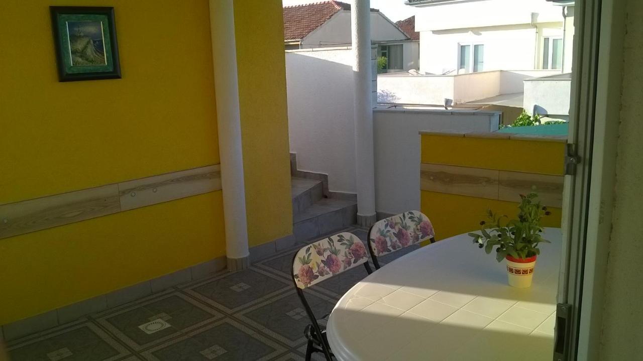 Apartmani Jakovljevic Murter Luaran gambar