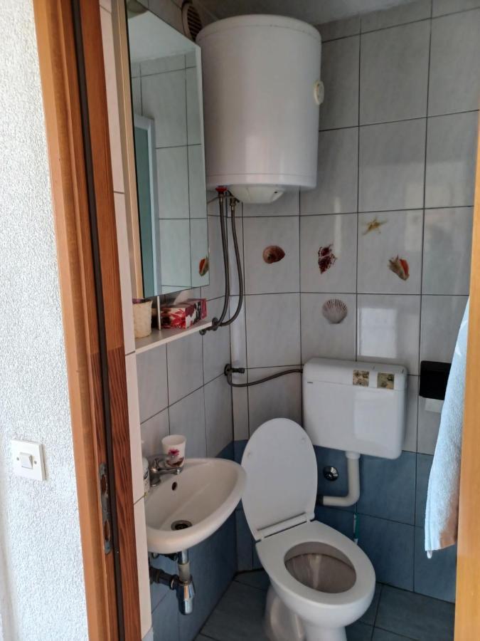 Apartmani Jakovljevic Murter Luaran gambar