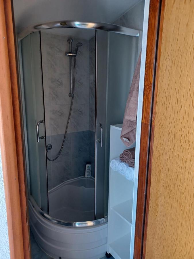 Apartmani Jakovljevic Murter Luaran gambar